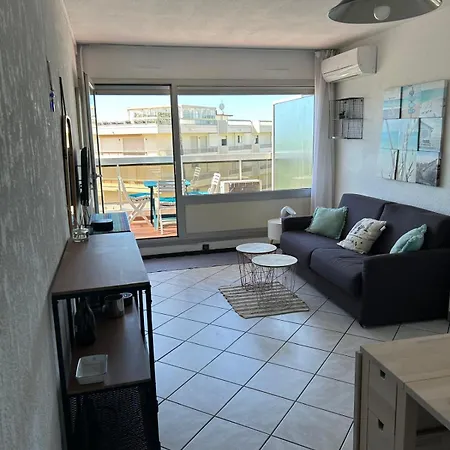 Apartment Canelle- Beau 2p,tout Confort, Vue Mer, Piscine